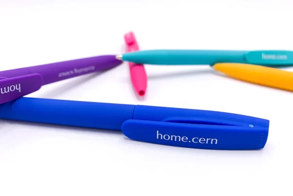 Notre Best-seller : le stylo soft touch personnalisable