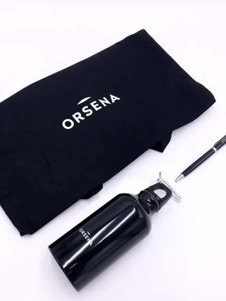 Welcome Pack personnalisé avec bouteille isotherme + tote bag coton 140 g + stylo